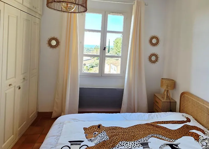 Magnifique Vue Mer, Piscine, Golf Et Tennis Prive Lägenhet *